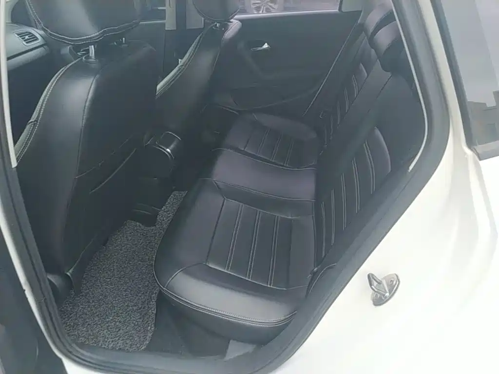 Volkswagen Polo — миниатюра 17