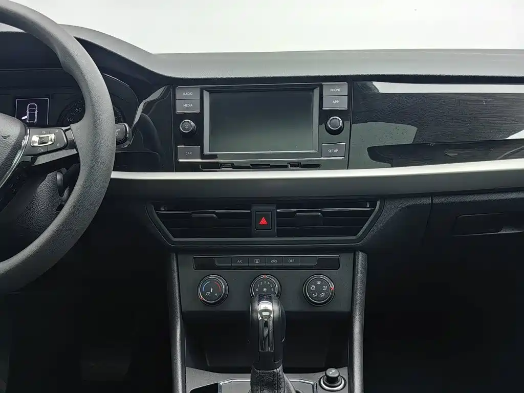 Volkswagen Lavida — миниатюра 12