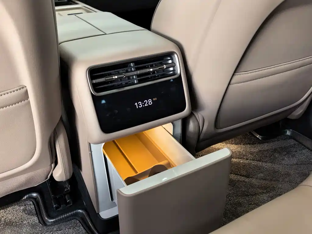 Li Auto Li L6 — миниатюра 14