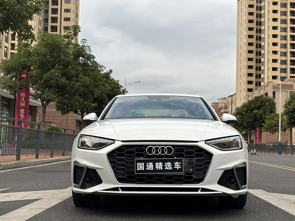 Audi A4L — миниатюра 2