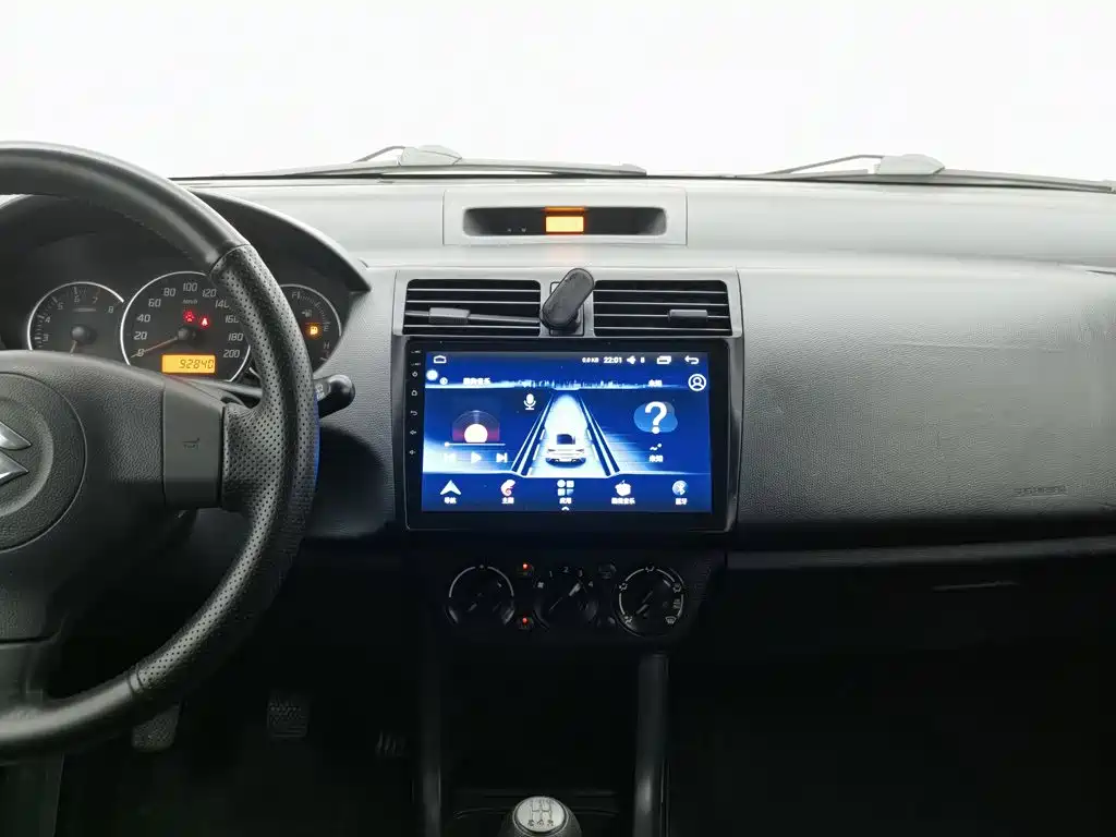 Suzuki Swift — миниатюра 12
