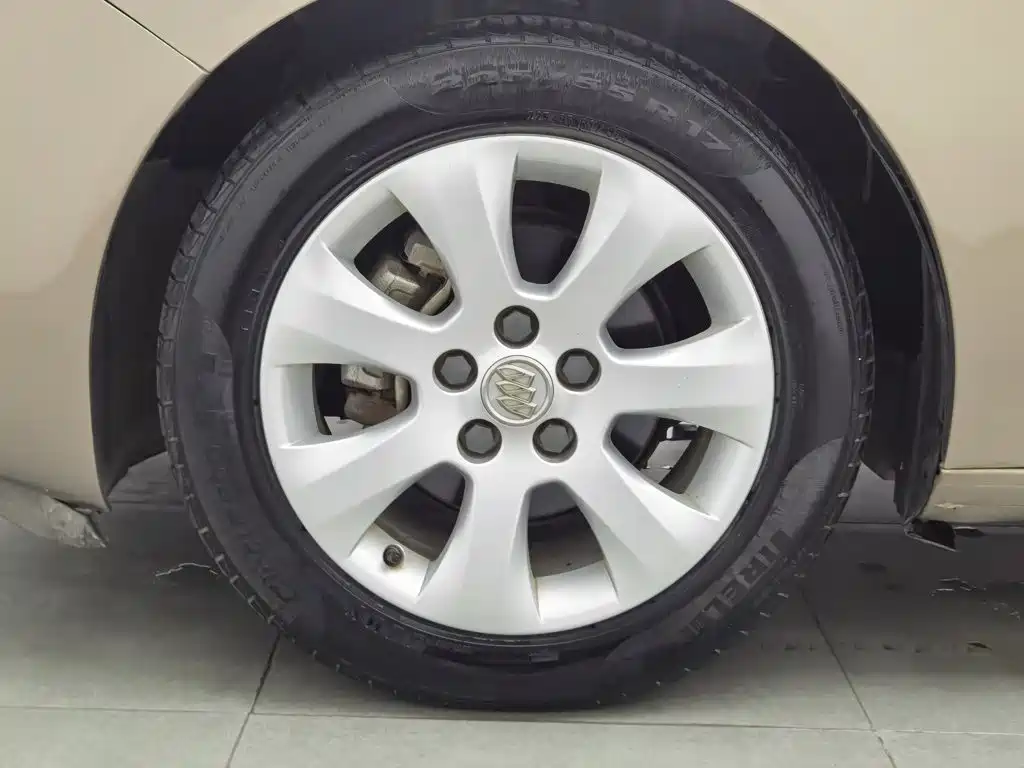 Buick Regal — миниатюра 17