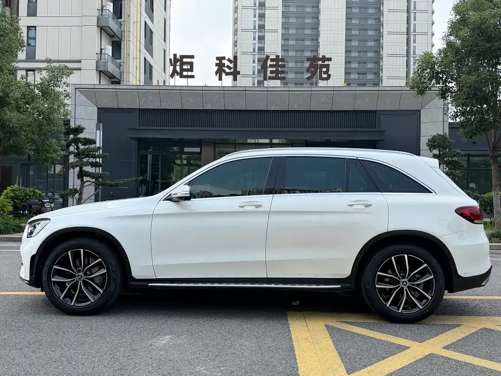 Mercedes-Benz GLC — миниатюра 4