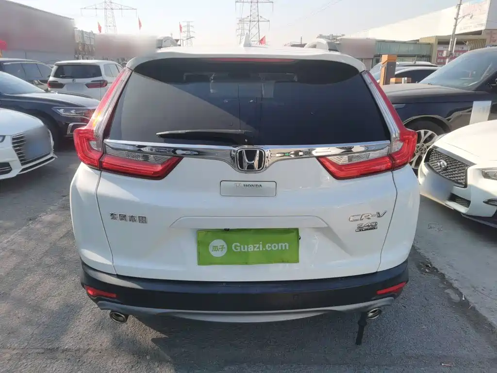 Honda CR-V 2017 240TURBO CVT
