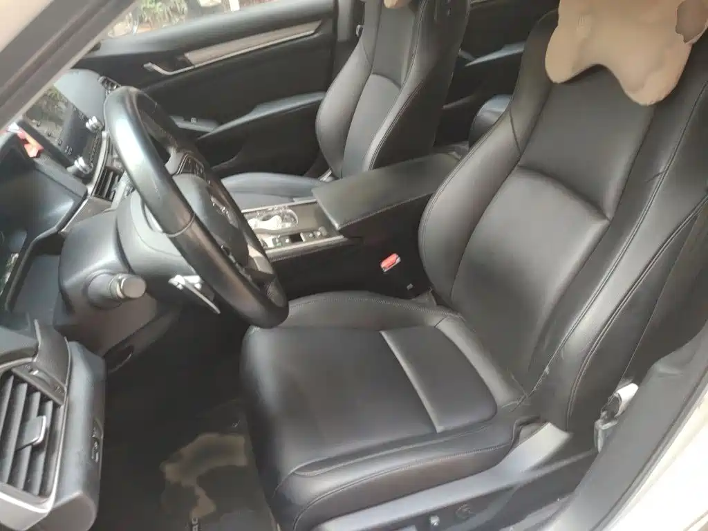 Honda Accord — миниатюра 8