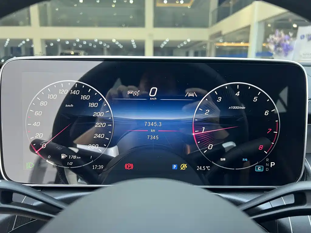 Mercedes-Benz C-Class — миниатюра 23