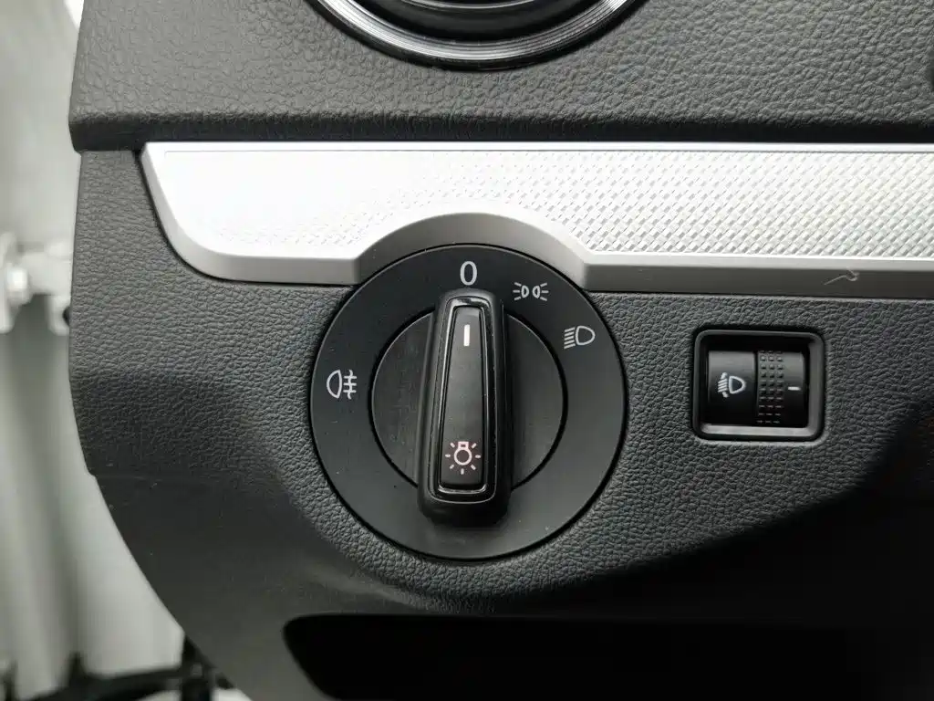 Jetta VA3 — миниатюра 21