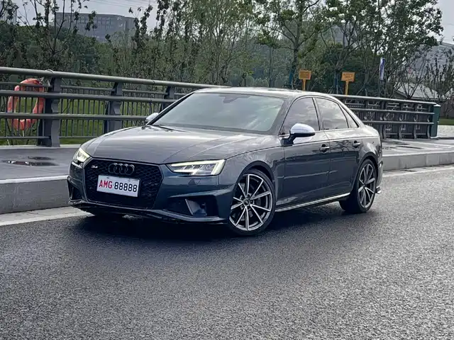 Audi S 4 2018 S 4 3.0 TFSI — фото 1