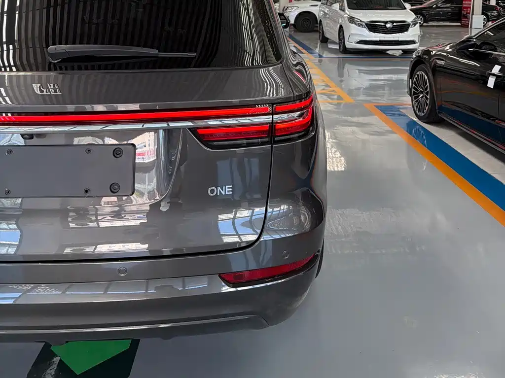 Li Auto Li ONE — миниатюра 13