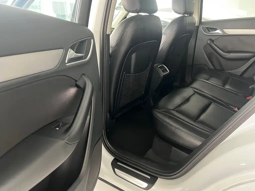 Audi Q3 — миниатюра 9