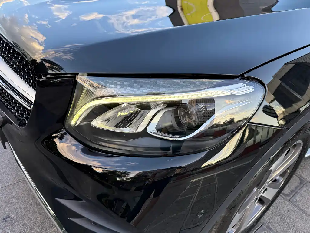 Mercedes-Benz GLC — миниатюра 12
