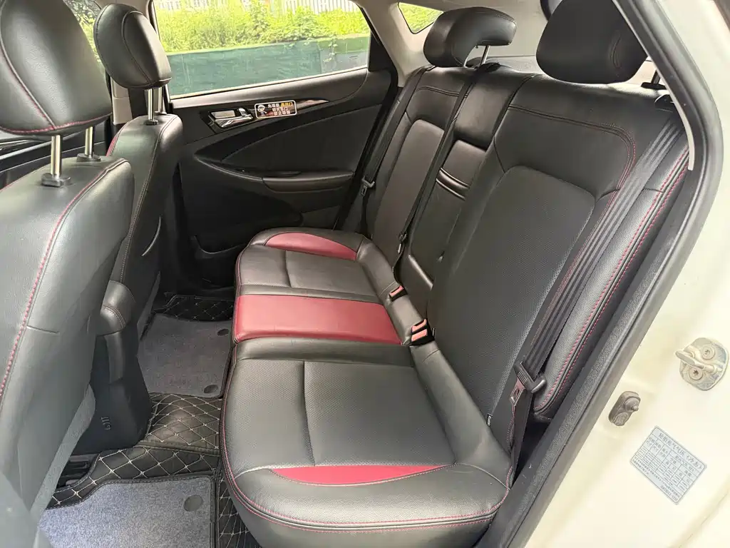 Changan Eado XT — миниатюра 23
