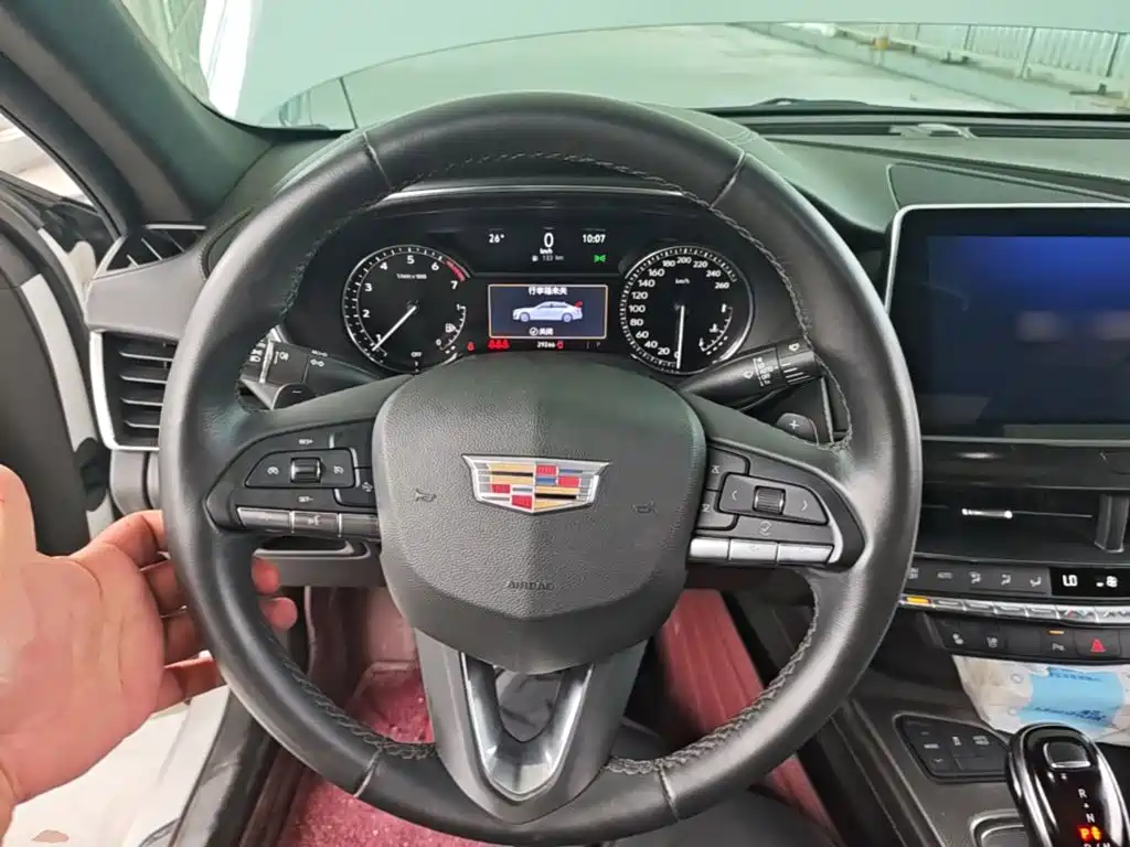 Cadillac CT5 — миниатюра 11