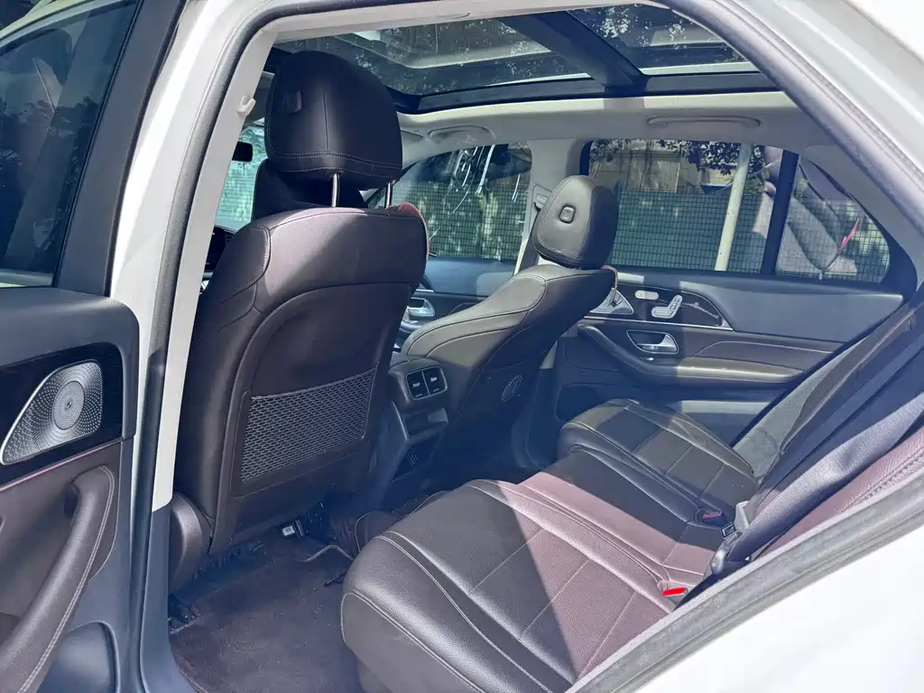 Mercedes-Benz GLE (Import) — миниатюра 11