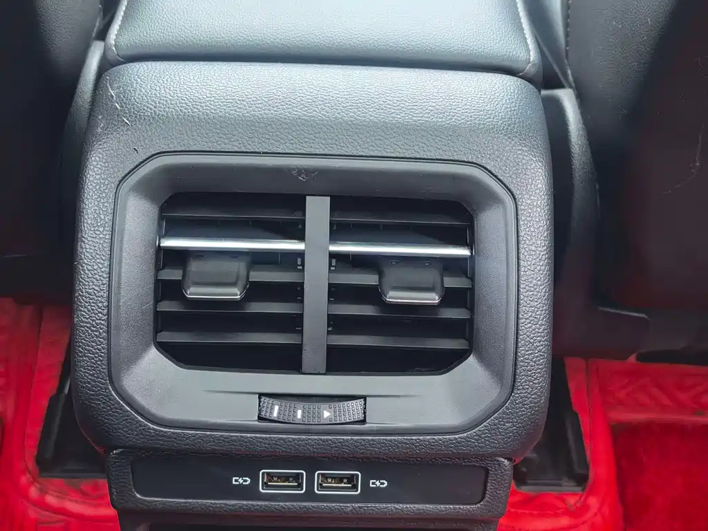 Volkswagen Tharu — миниатюра 6