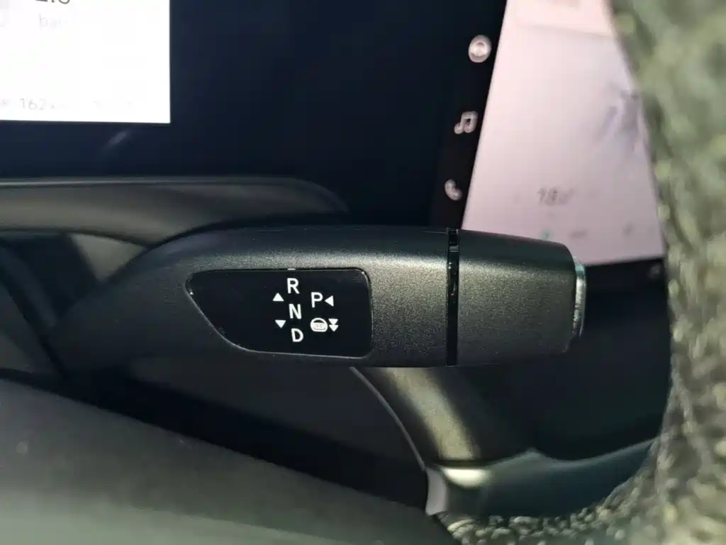 XPeng P7 — миниатюра 14