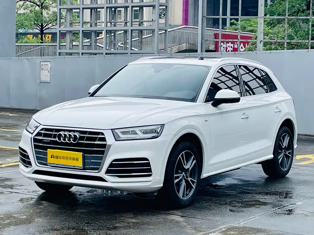Купить Audi Q5L