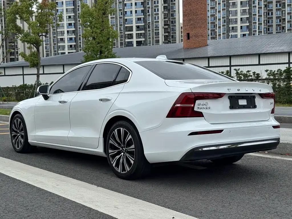 Volvo S60 — миниатюра 15
