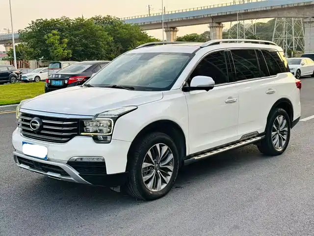 2017 GAC Trumpchi GS8