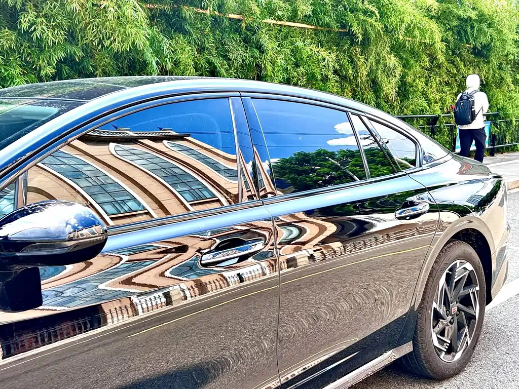 Hongqi Hongqi H6 — миниатюра 6