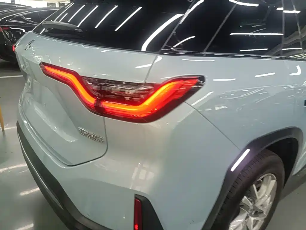 NIO ES6 — миниатюра 8