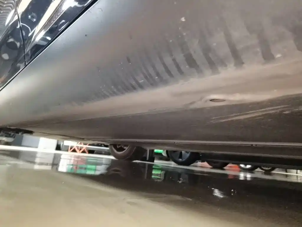 Tesla Model Y — миниатюра 22