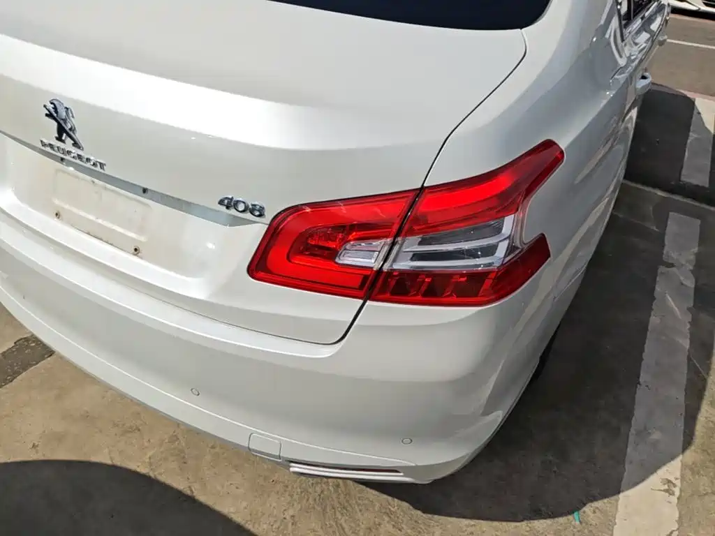Peugeot 408 — миниатюра 8