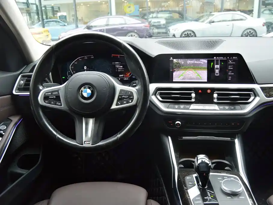 BMW 3 Series — миниатюра 10