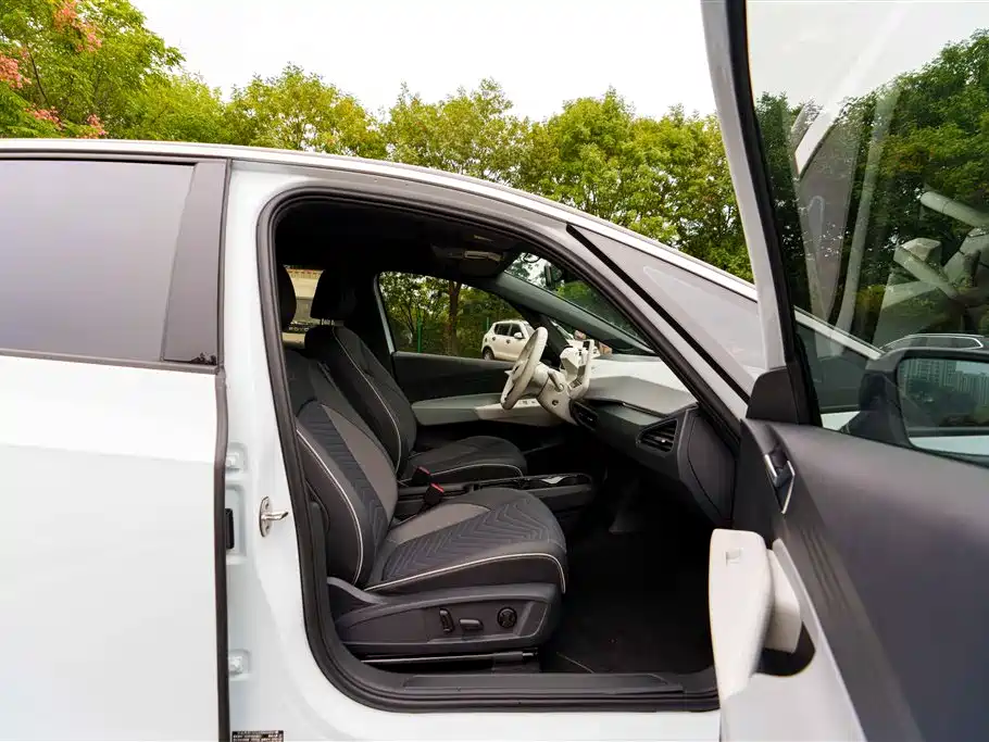 Volkswagen ID.3 — миниатюра 13