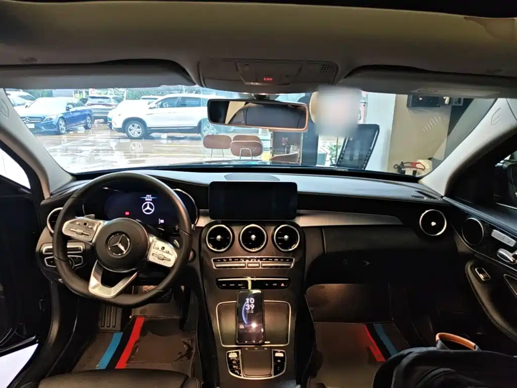 Mercedes-Benz C-Class — миниатюра 10