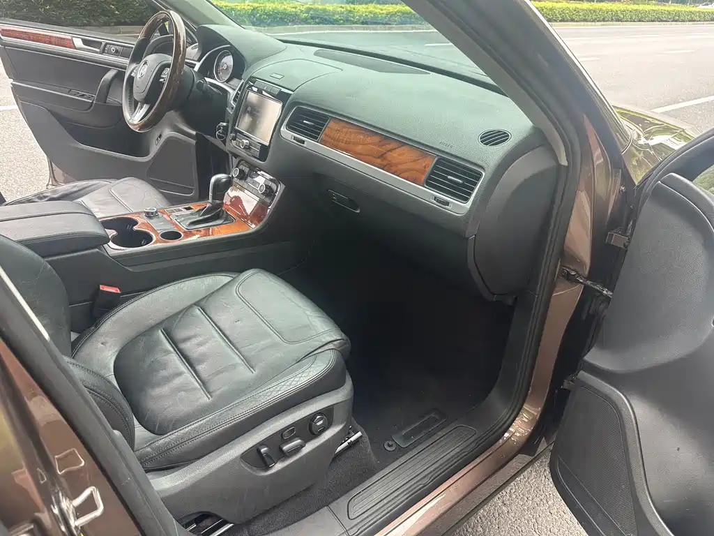 Volkswagen Touareg — миниатюра 9