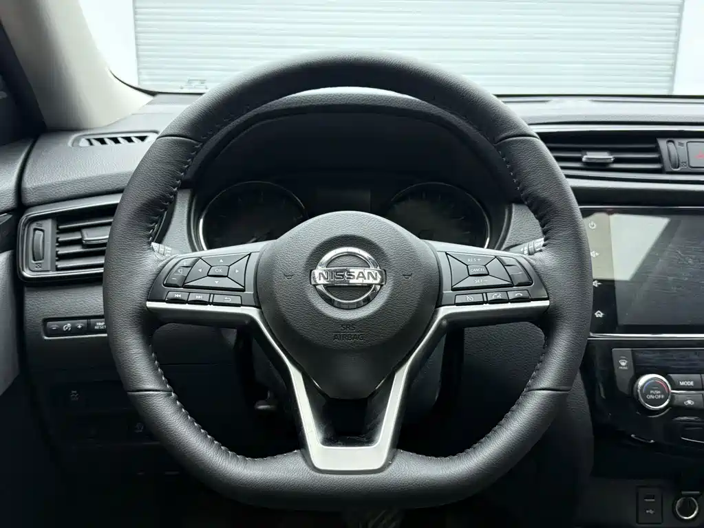 Nissan X-Trail — миниатюра 13