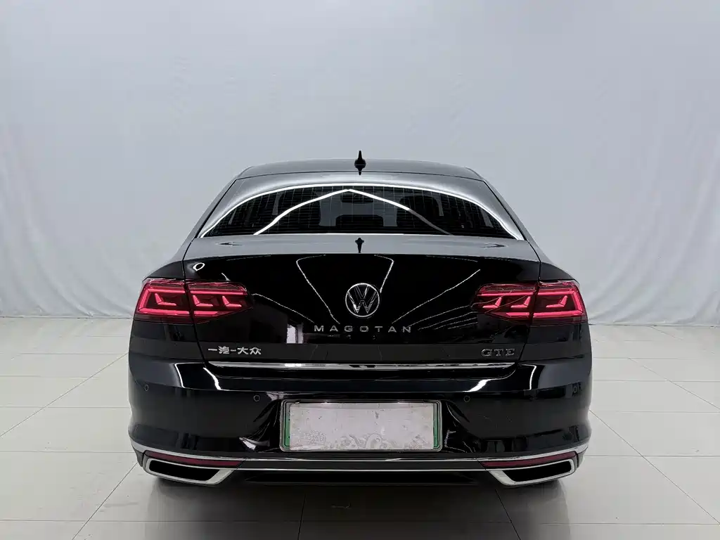 Volkswagen Magotan PHEV — миниатюра 13