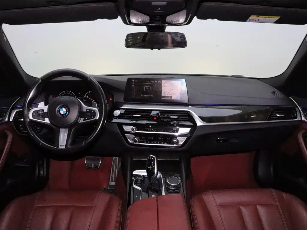 BMW 5 Series — миниатюра 15
