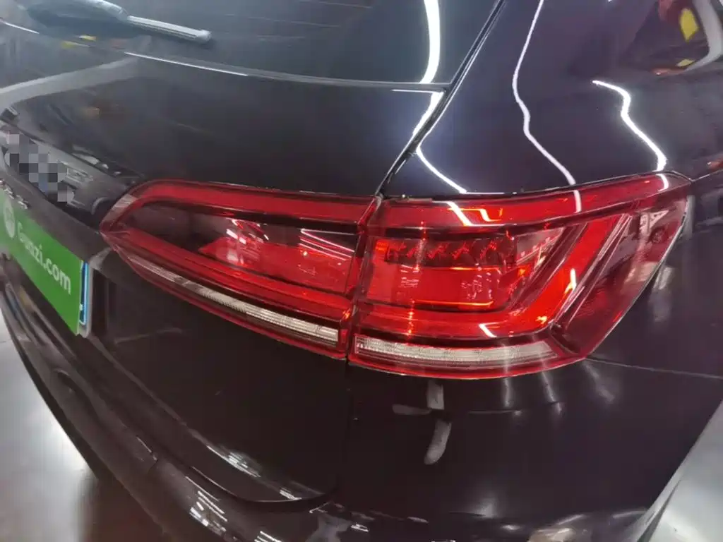 Volkswagen Touareg — миниатюра 8