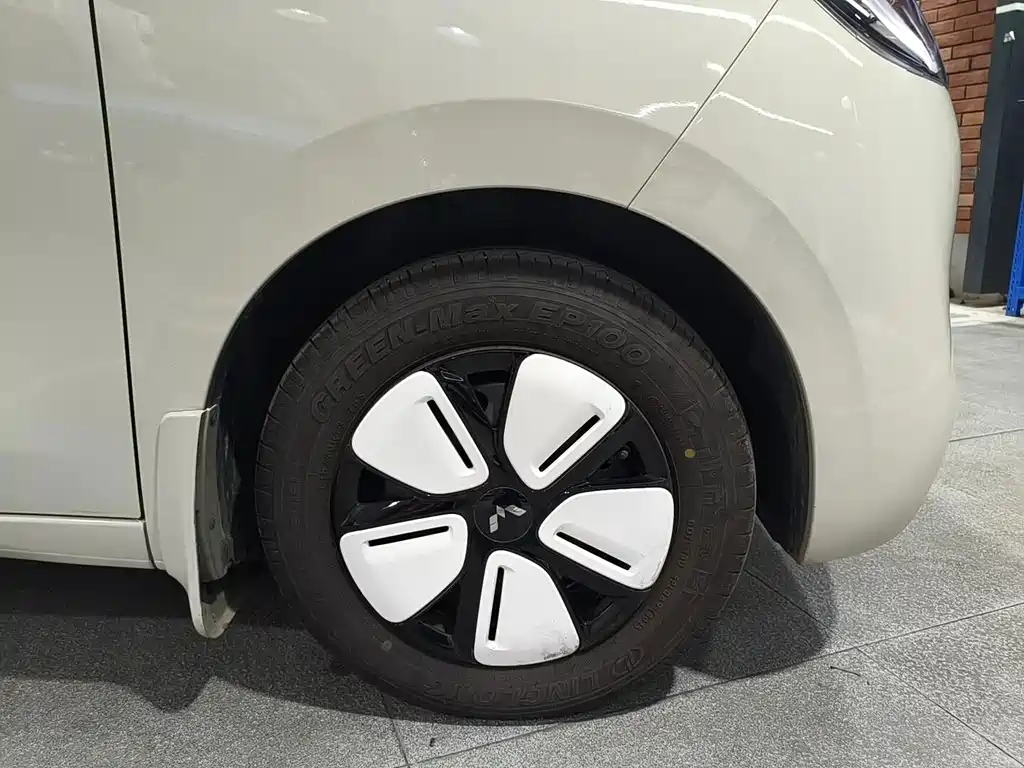 Wuling MINIEV — миниатюра 17