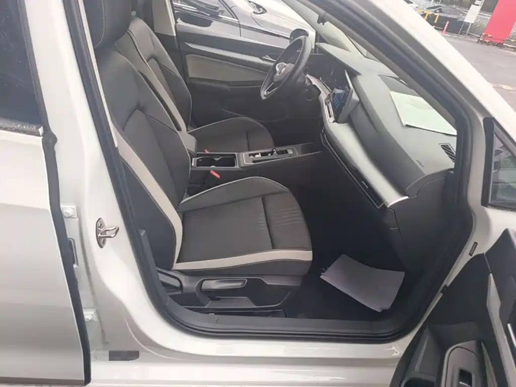 Volkswagen Golf — миниатюра 9