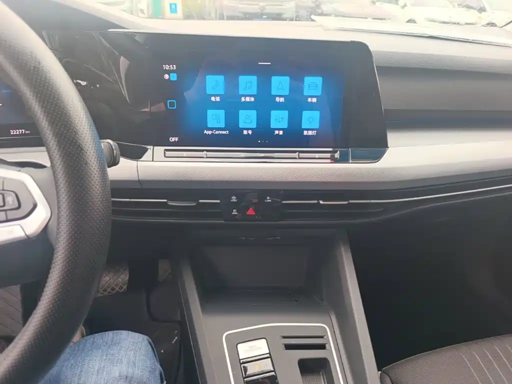 Volkswagen Golf — миниатюра 18