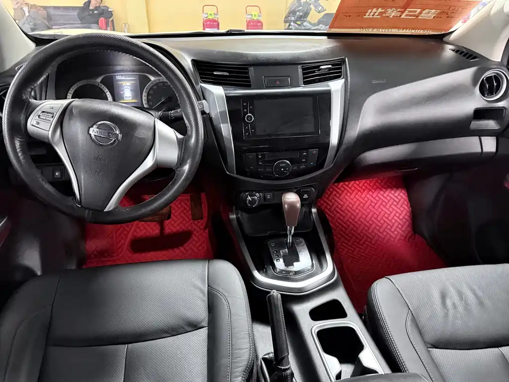 Nissan Terra — миниатюра 10