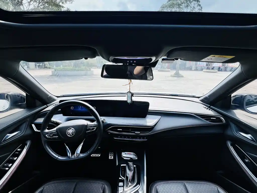 Buick Verano — миниатюра 10