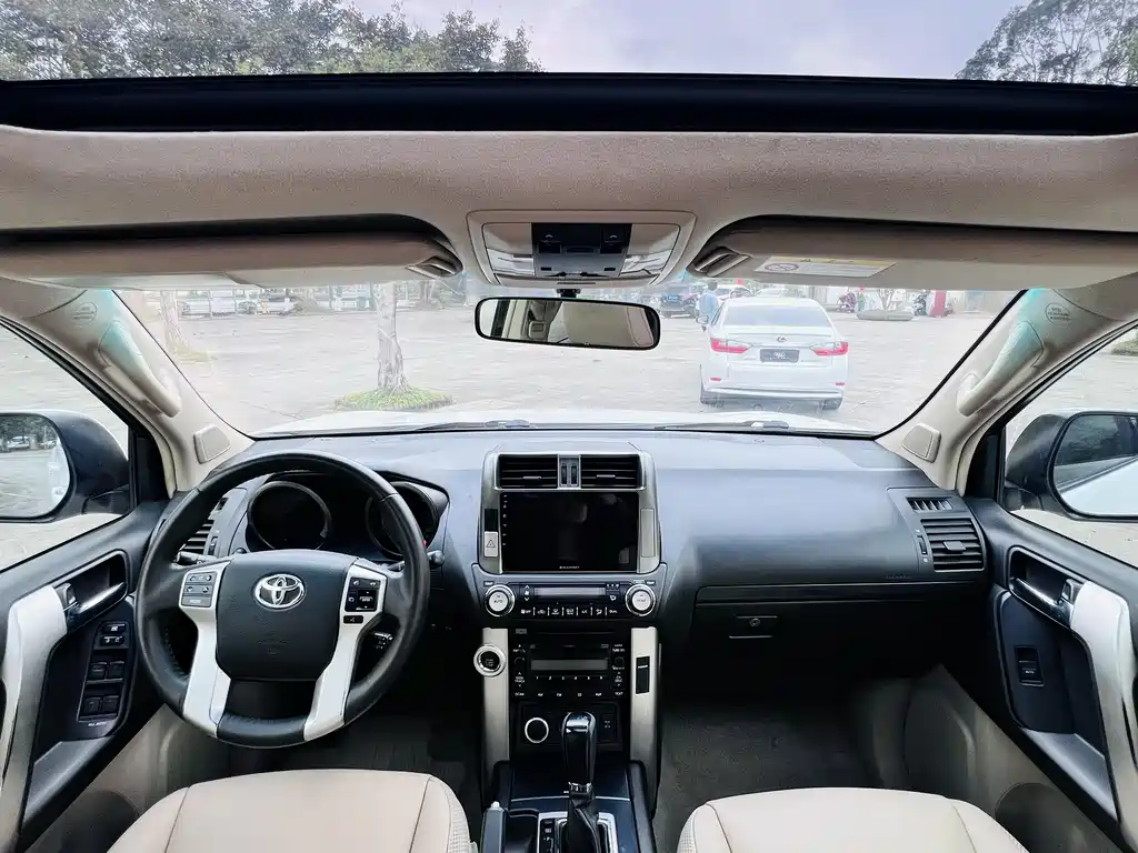 Toyota Prado — миниатюра 8