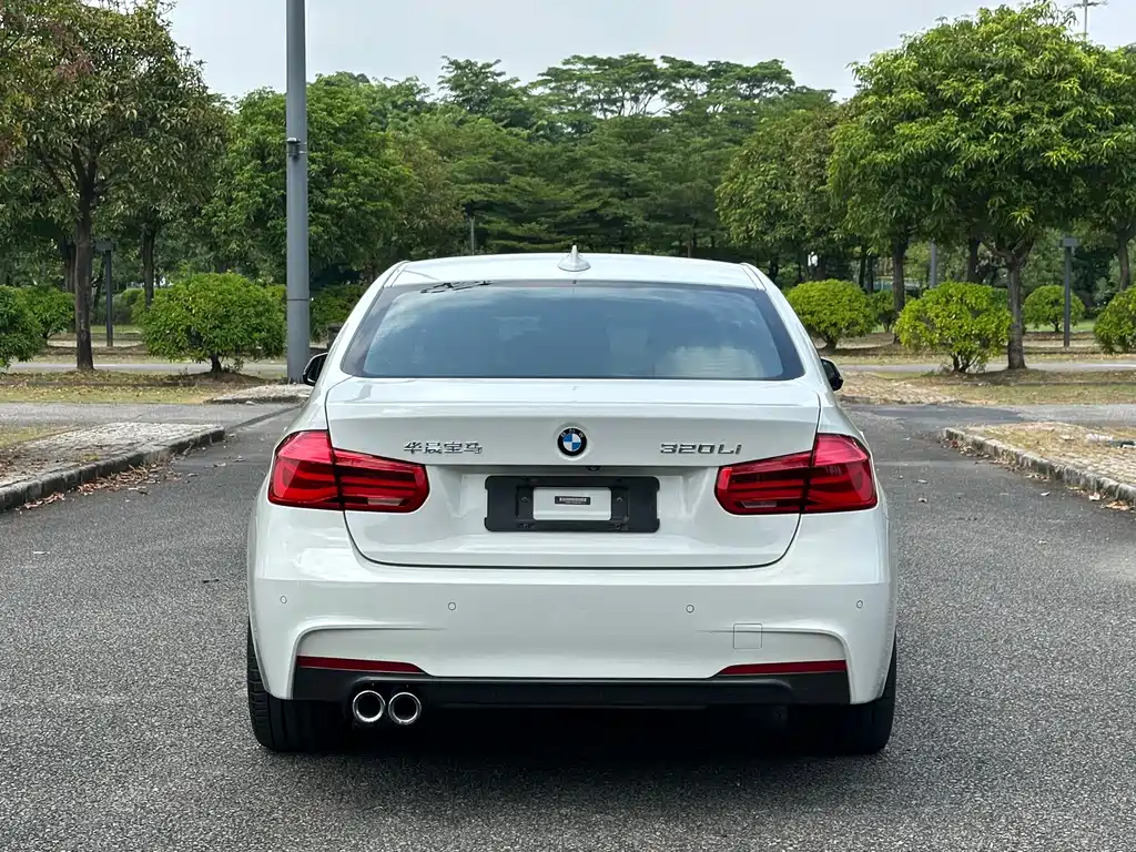 BMW 3 Series — миниатюра 16