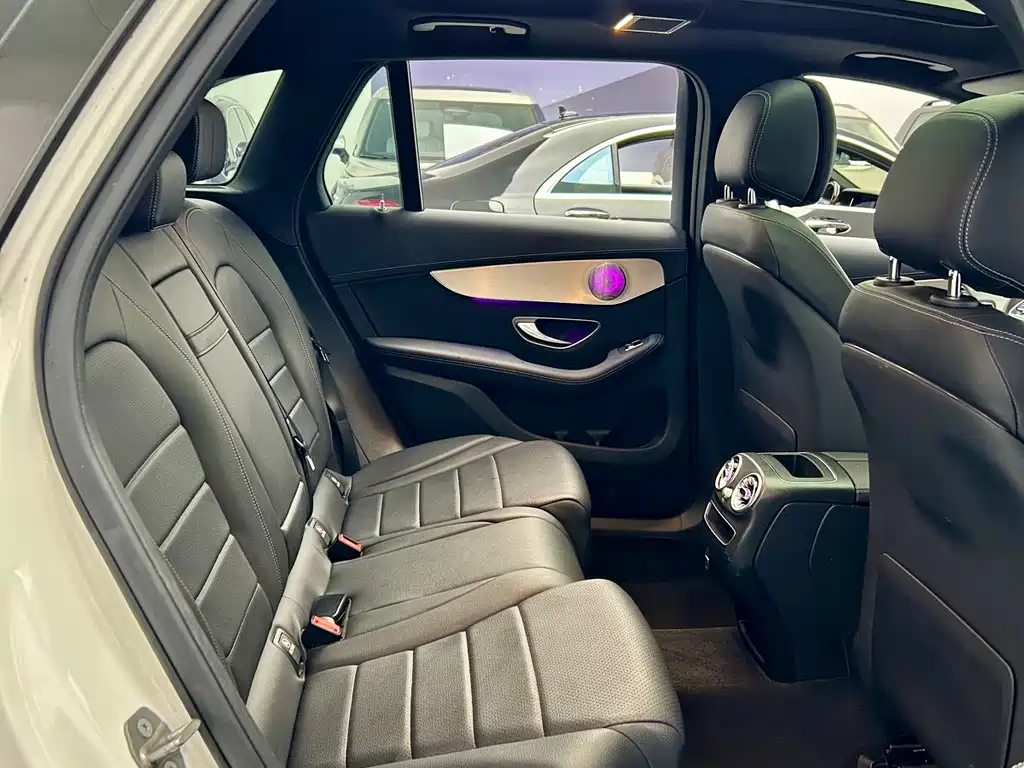Mercedes-Benz GLC 2021 GLC 260 L 4MATIC