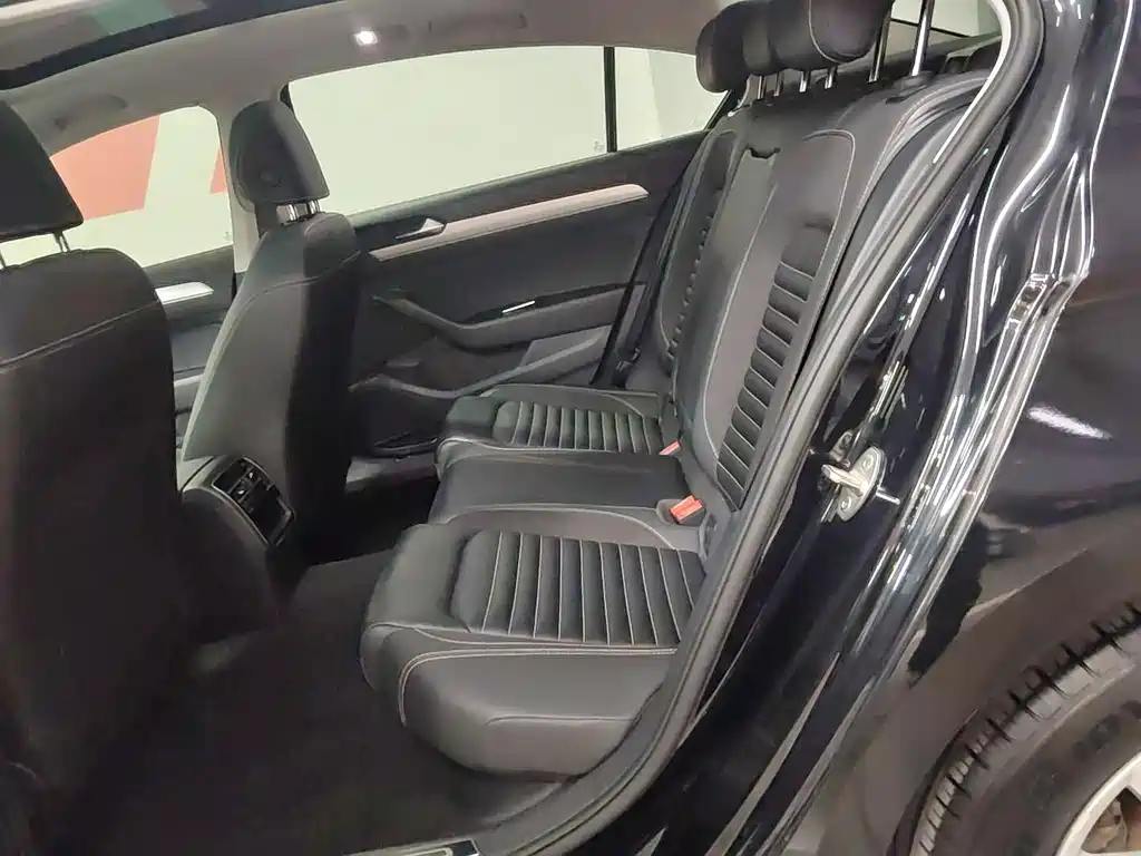 Volkswagen Magotan — миниатюра 11