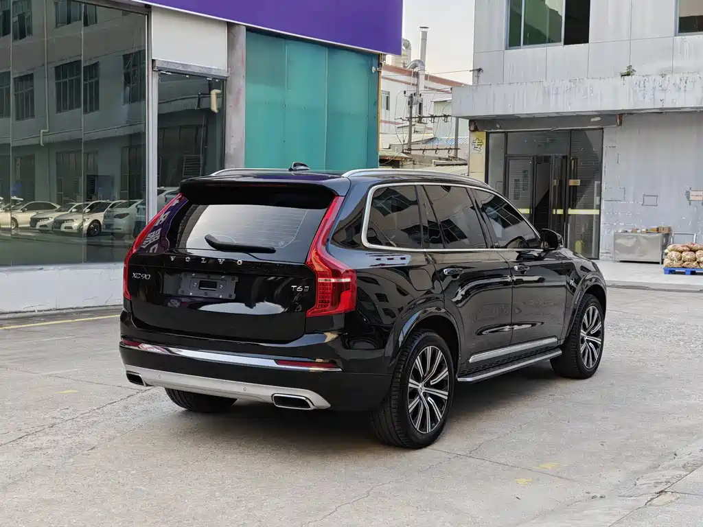 Volvo XC90 2020 T6 Luxury 7 мест