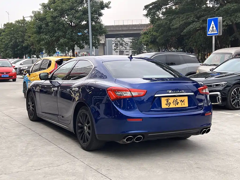 MASERATI GHIBLI