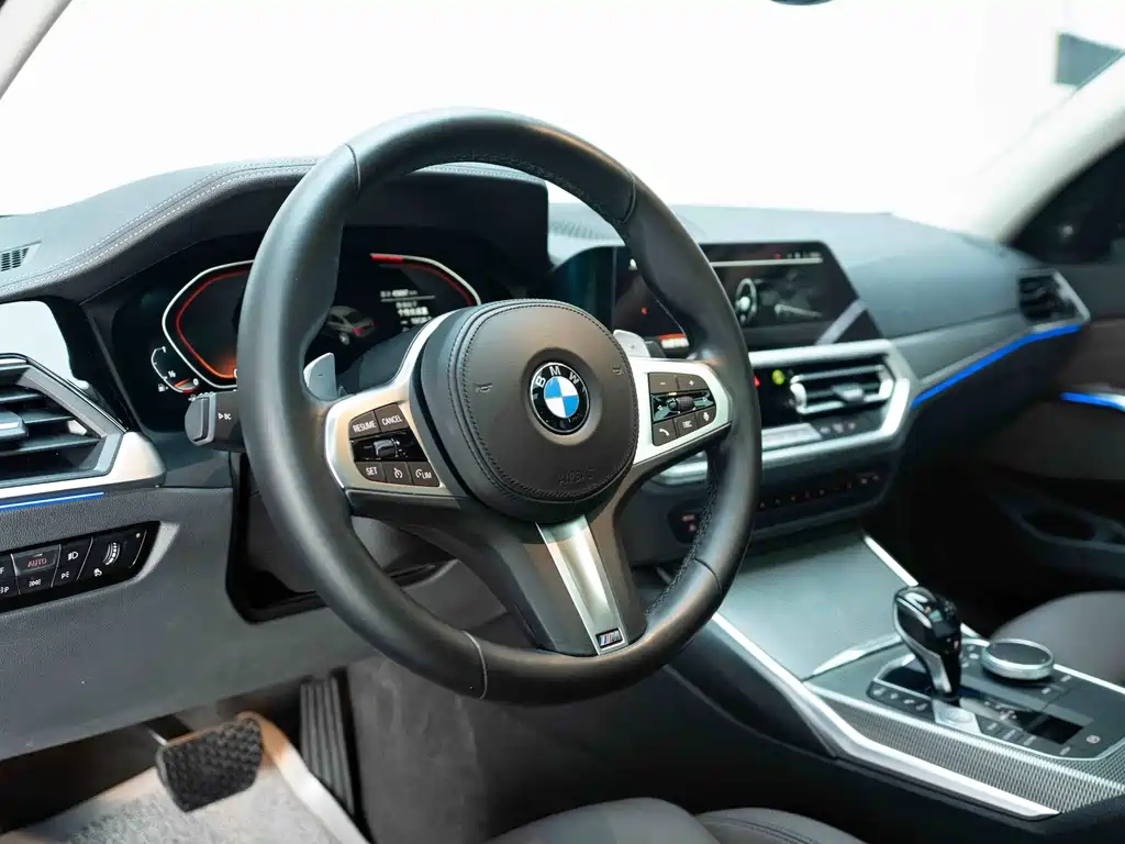 BMW 3 Series — миниатюра 12