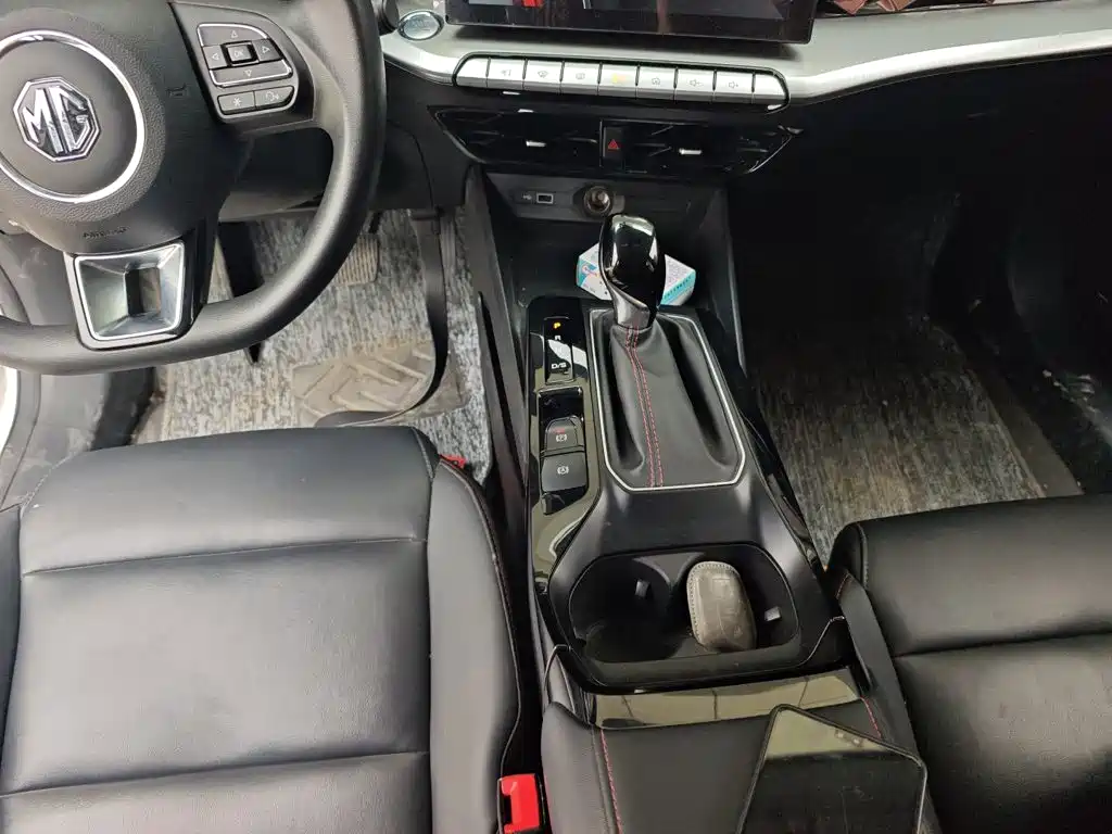 MG 5 2021 180DVVT CVT Luxury