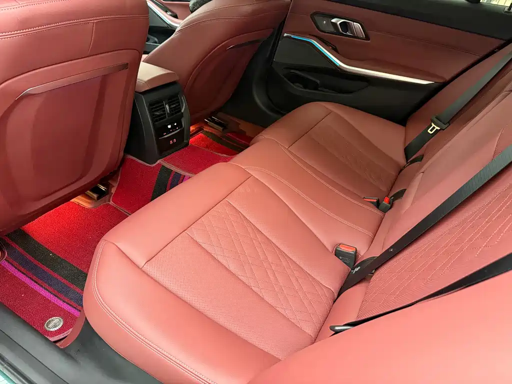 BMW 3 Series — миниатюра 4