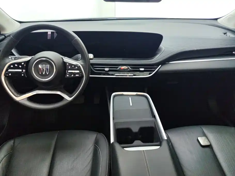 Buick LaCrosse — миниатюра 12